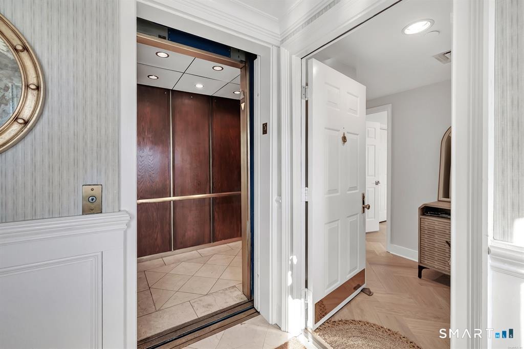 Harbor Dr, Stamford, CT 06902 #1