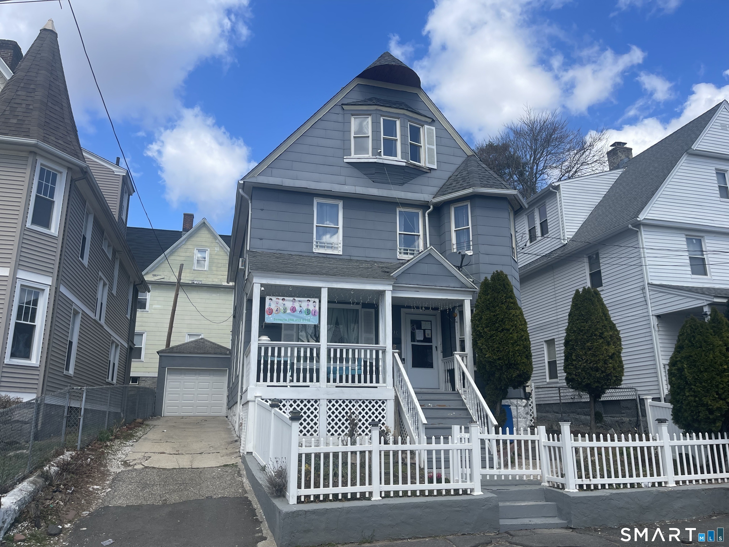 Hillside Ave, Waterbury, CT 06710