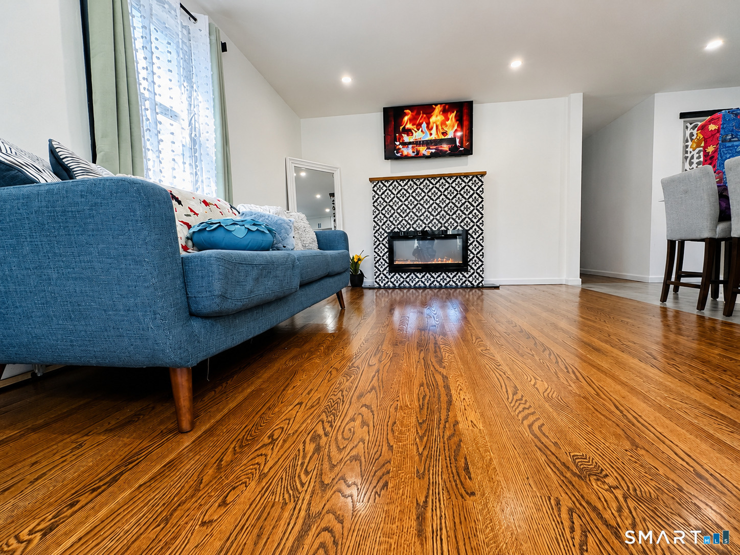 Mckinley Ave, Stratford, CT 06615