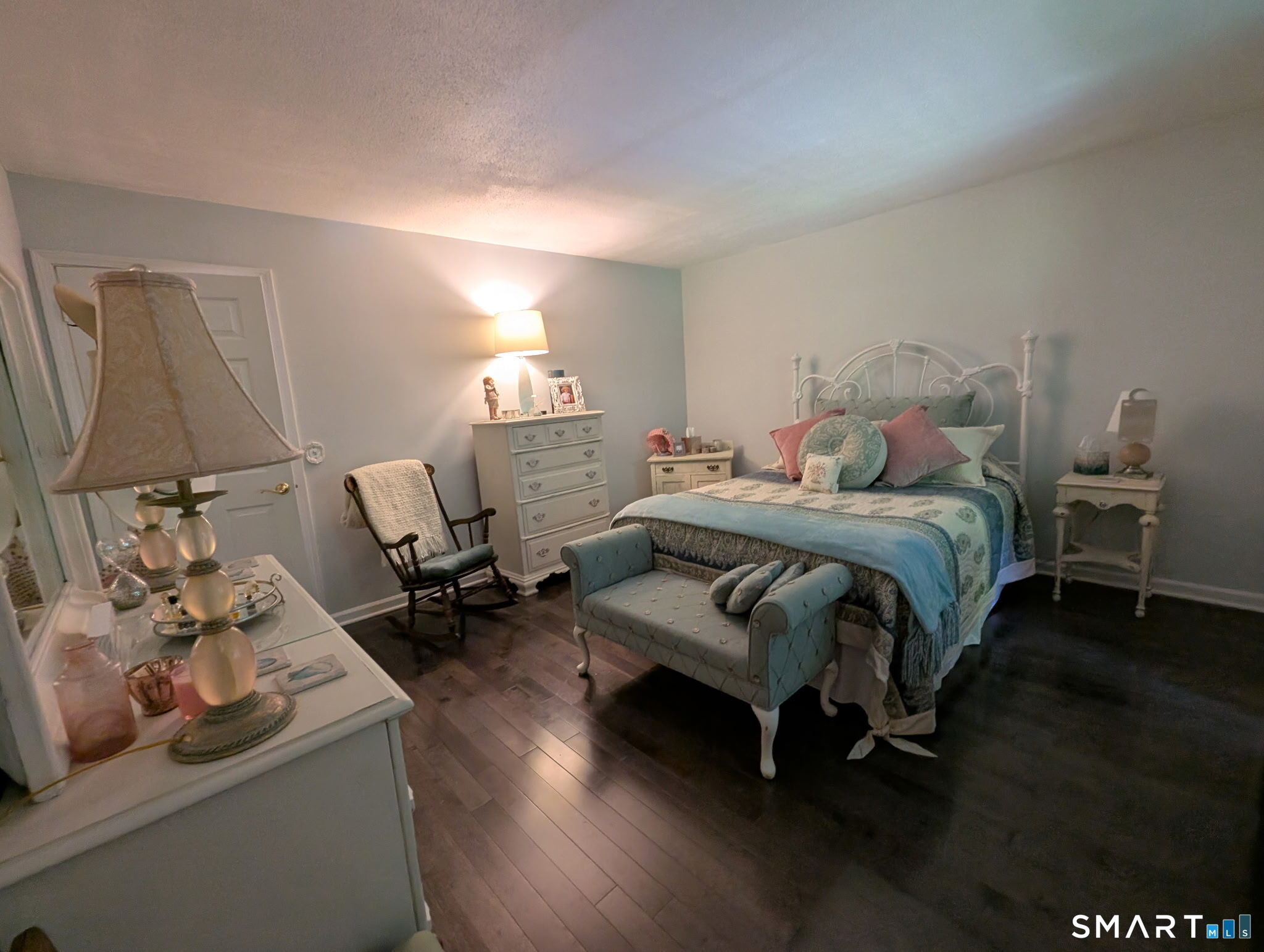 Pine Hollow Dr, Middlebury, CT 06762 #1