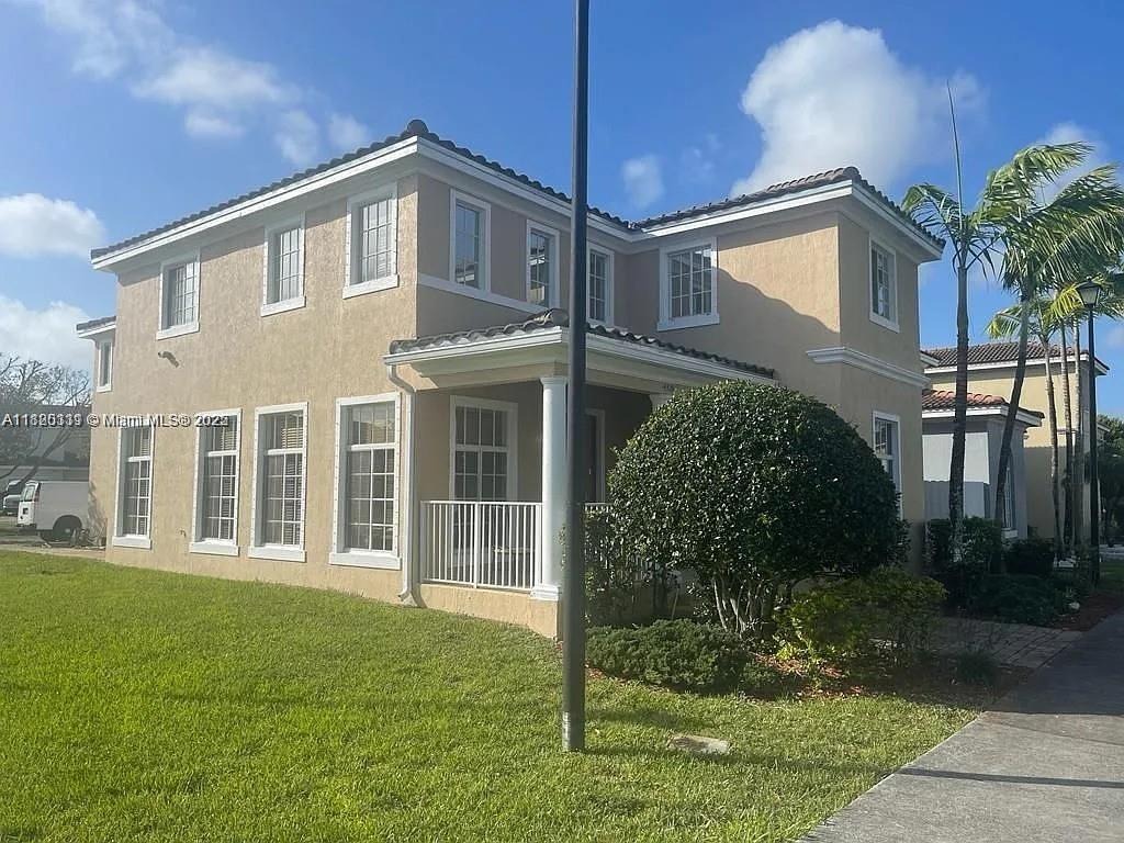 275th Ln, Homestead, FL 33032