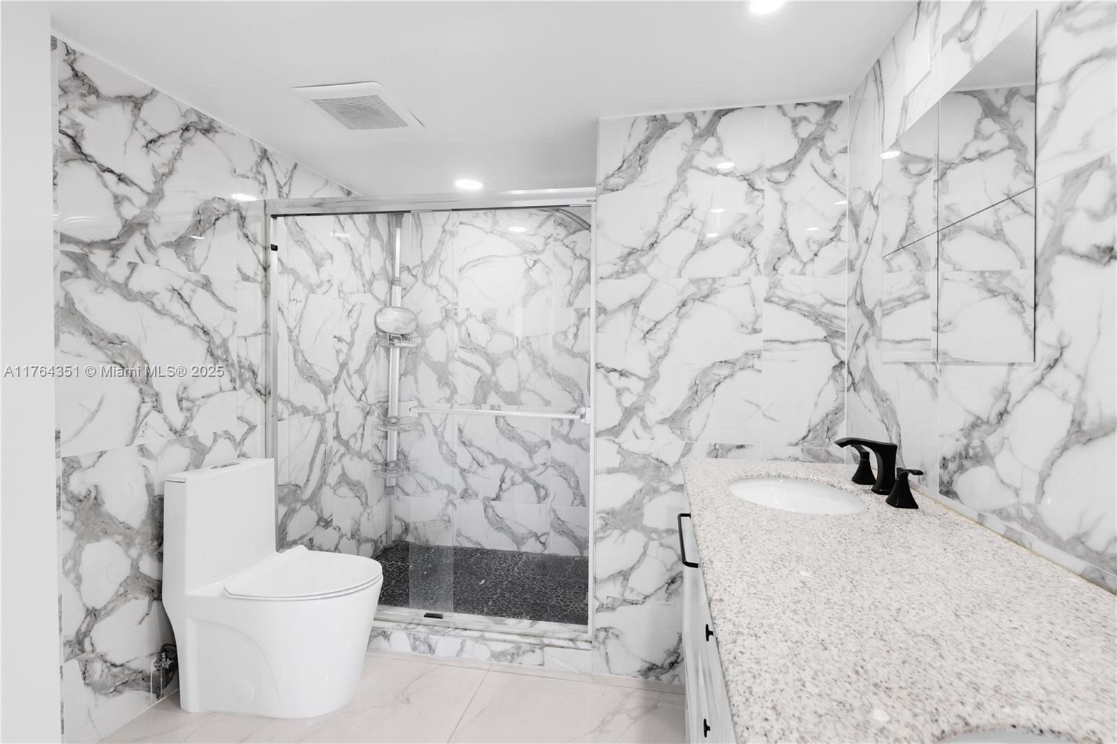166th St, North Miami Beach, FL 33160 #1