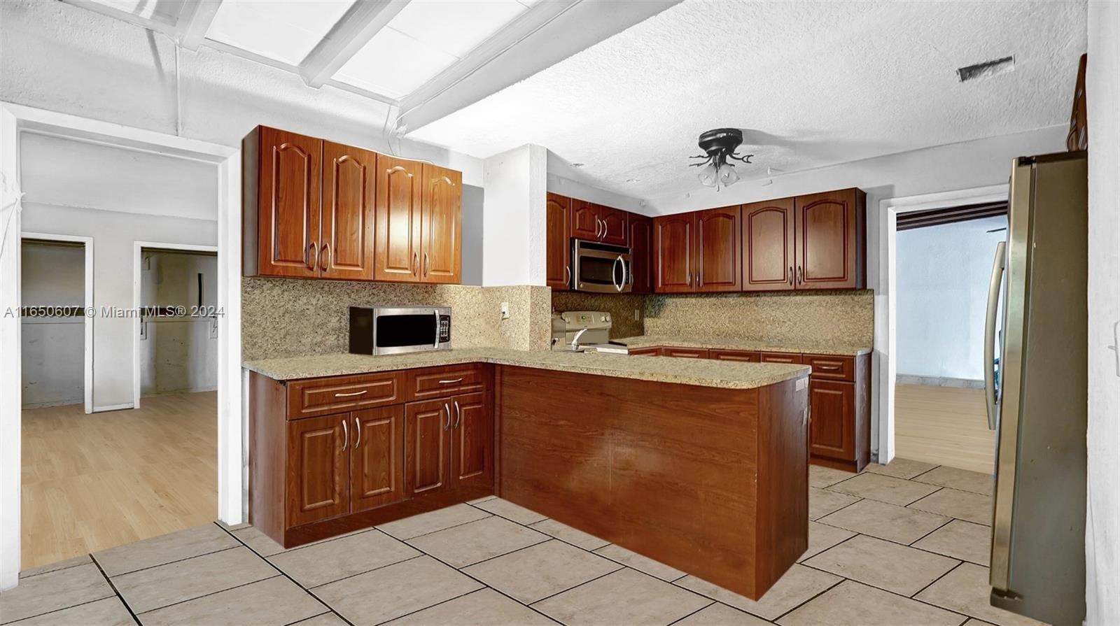 22nd Ave, Miami, FL 33180 #1