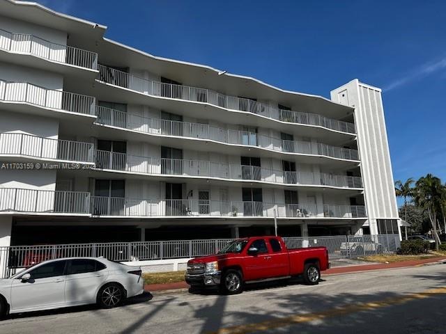 Alton Rd, Miami Beach, FL 33139