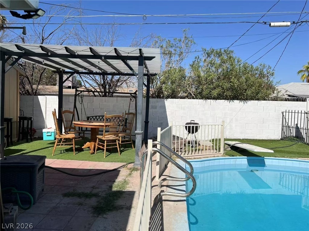 San Joaquin Ave, Las Vegas, NV 89102 #1