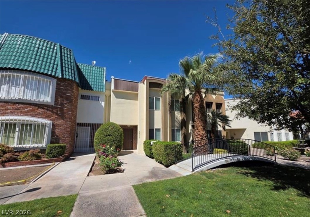 Townhouse Dr, Las Vegas, NV 89121 #1