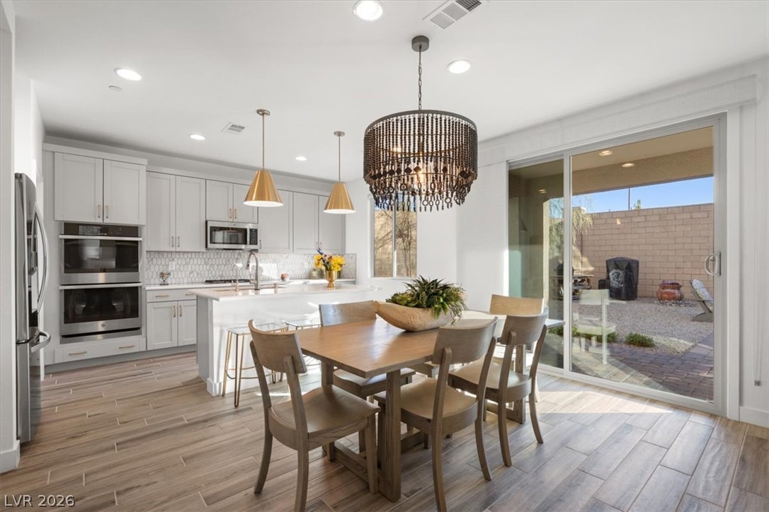 Highland Skye Dr, Las Vegas, NV 89166