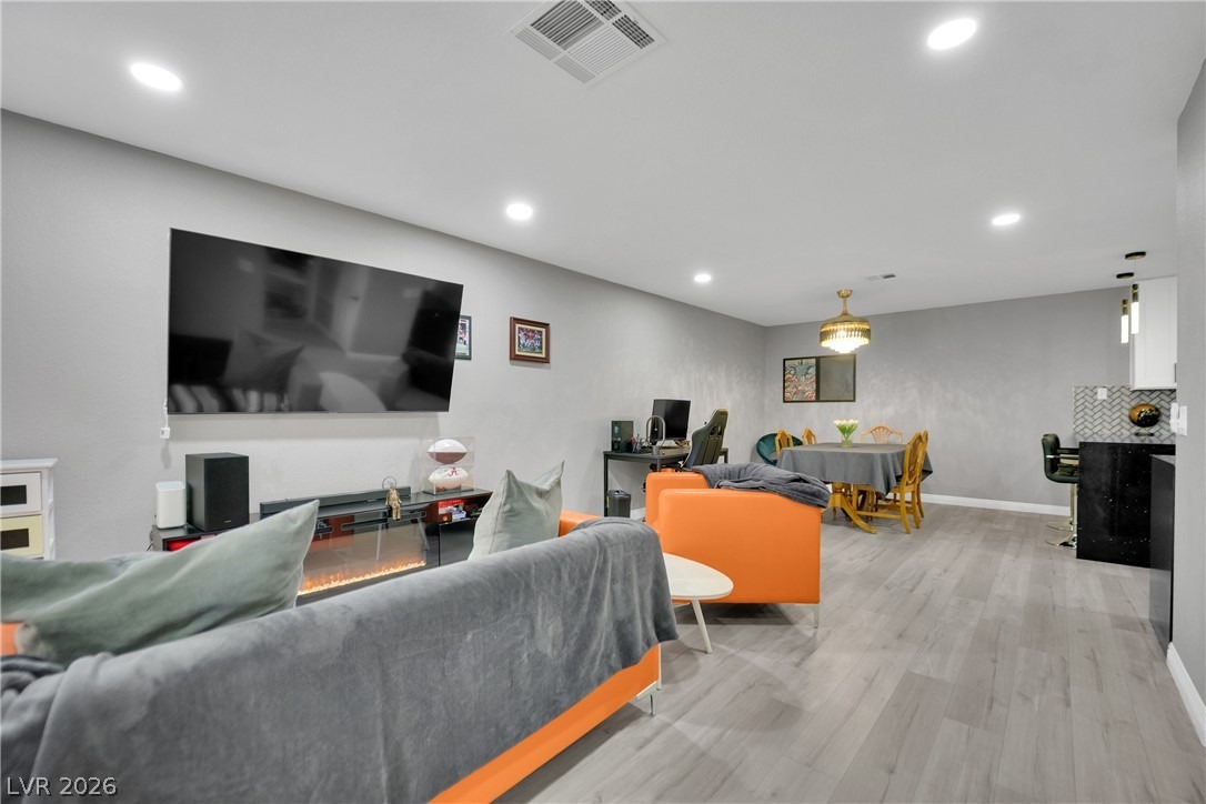 Shawn Reynolds Ct, Las Vegas, NV 89129