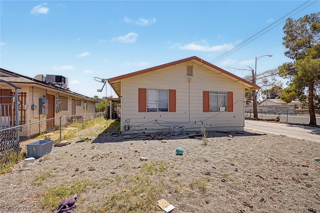 Carmel Ave, Las Vegas, NV 89122 #1
