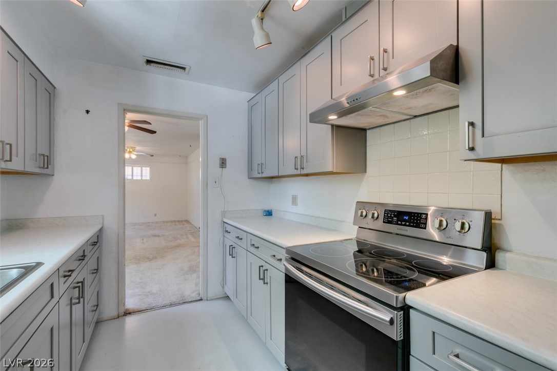 Melville Dr, Las Vegas, NV 89102