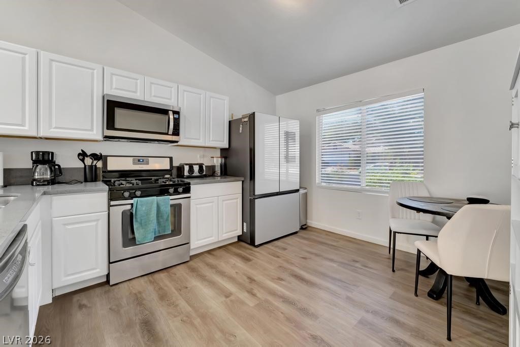 Desert Knolls St, Henderson, NV 89014