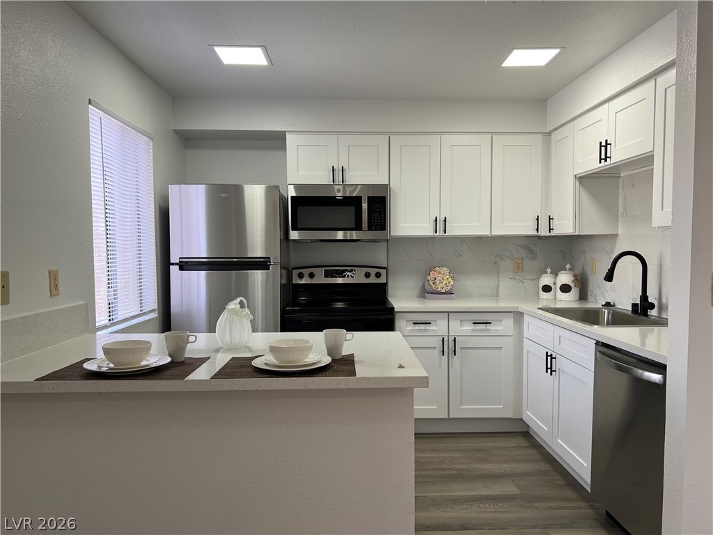 Indian River Dr, Las Vegas, NV 89103