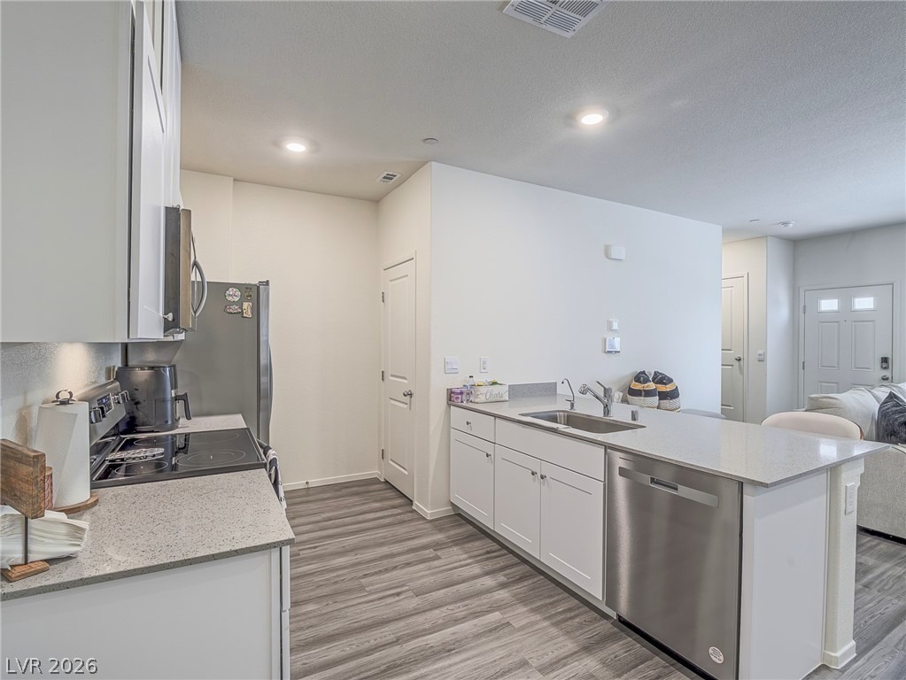 Waterfall Cove Ct, Henderson, NV 89002