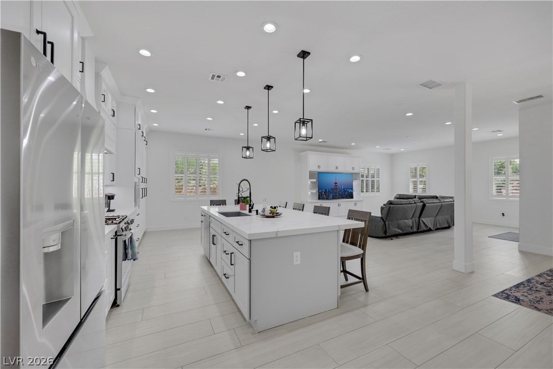 Parading Pokey St, Las Vegas, NV 89131