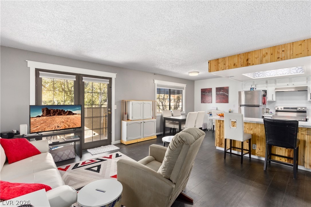 Sanderling Cir, Las Vegas, NV 89103 #1