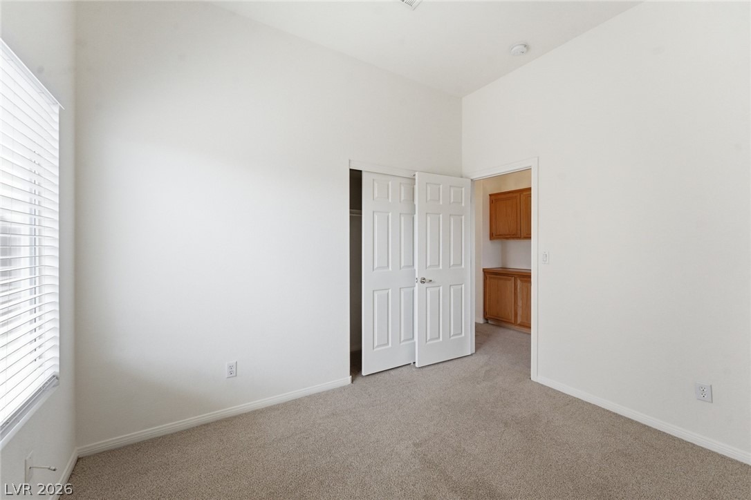Crest Horn Dr, Las Vegas, NV 89147