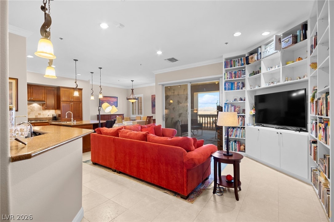Via Mantova , Henderson, NV 89011