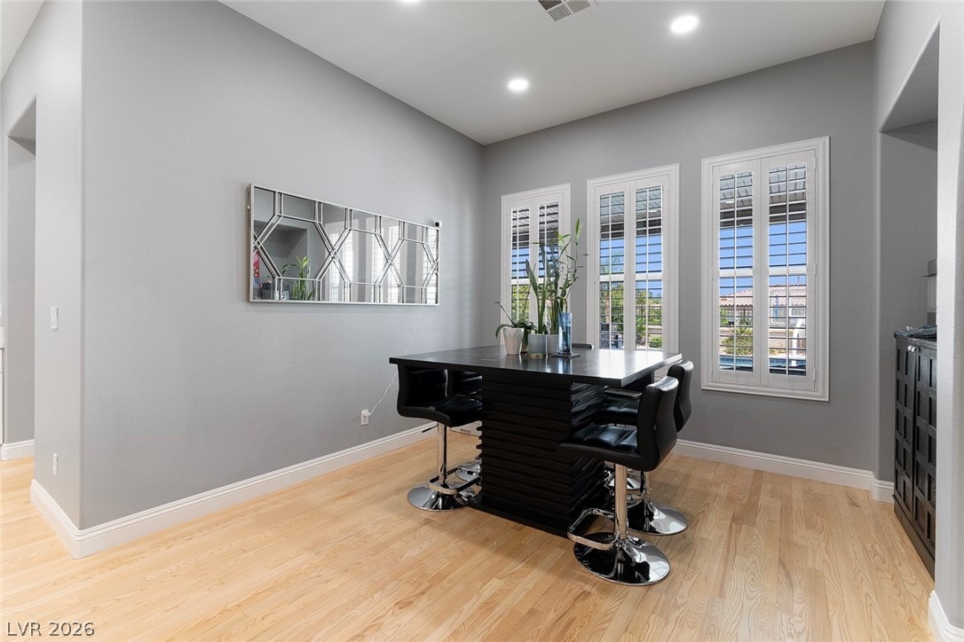 Moselle Ct, Las Vegas, NV 89144
