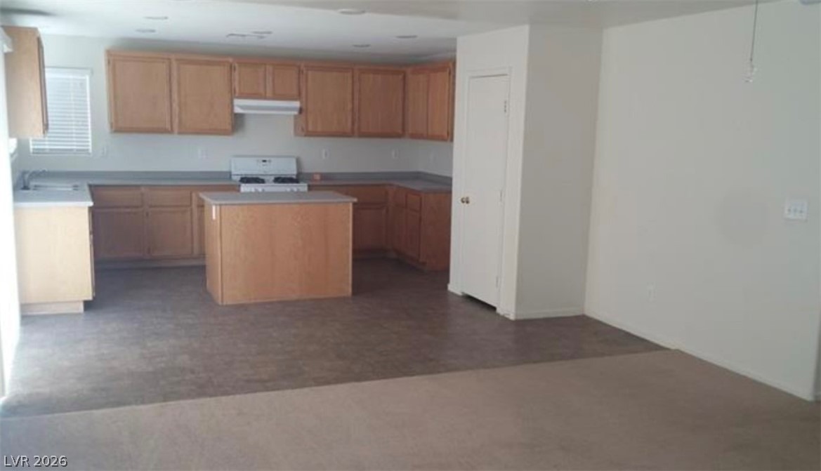 Palatine Hills Ave, North Las Vegas, NV 89081