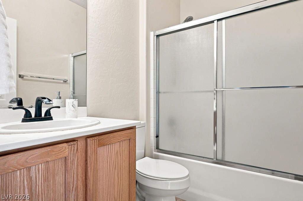 Herring Gull Ln, North Las Vegas, NV 89084