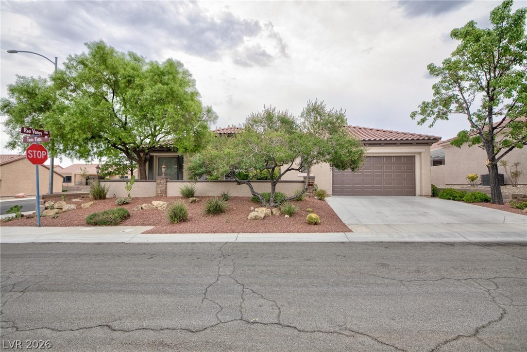 Twin Falls Dr, Henderson, NV 89044 #1