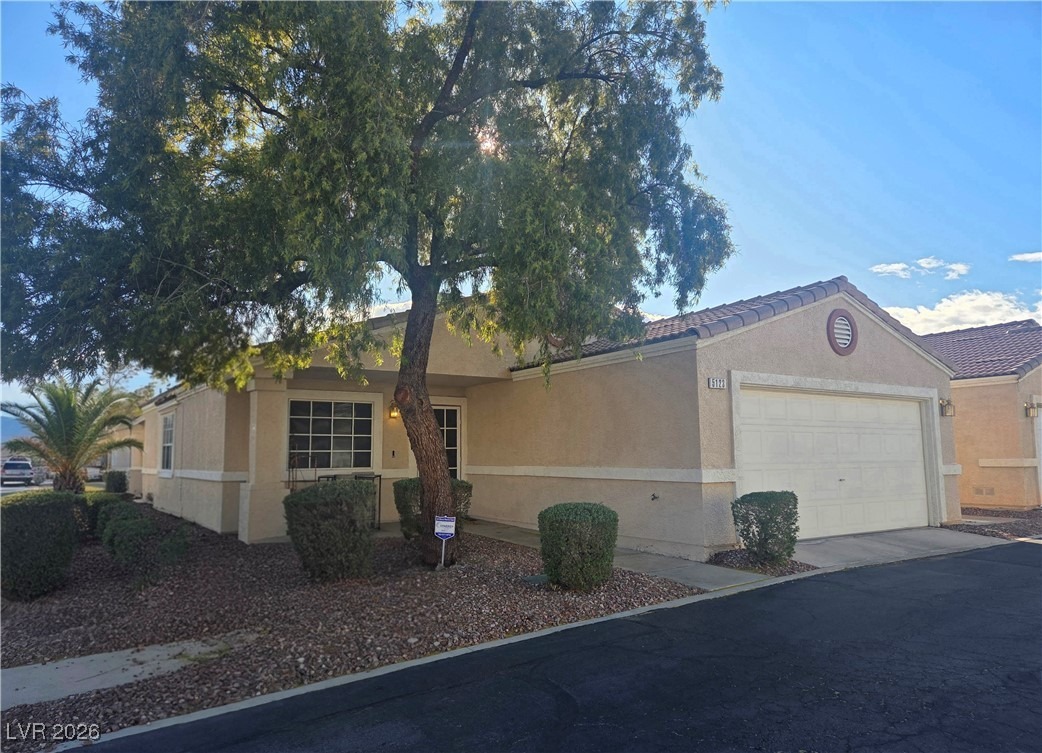 Mascaro Dr, Las Vegas, NV 89122