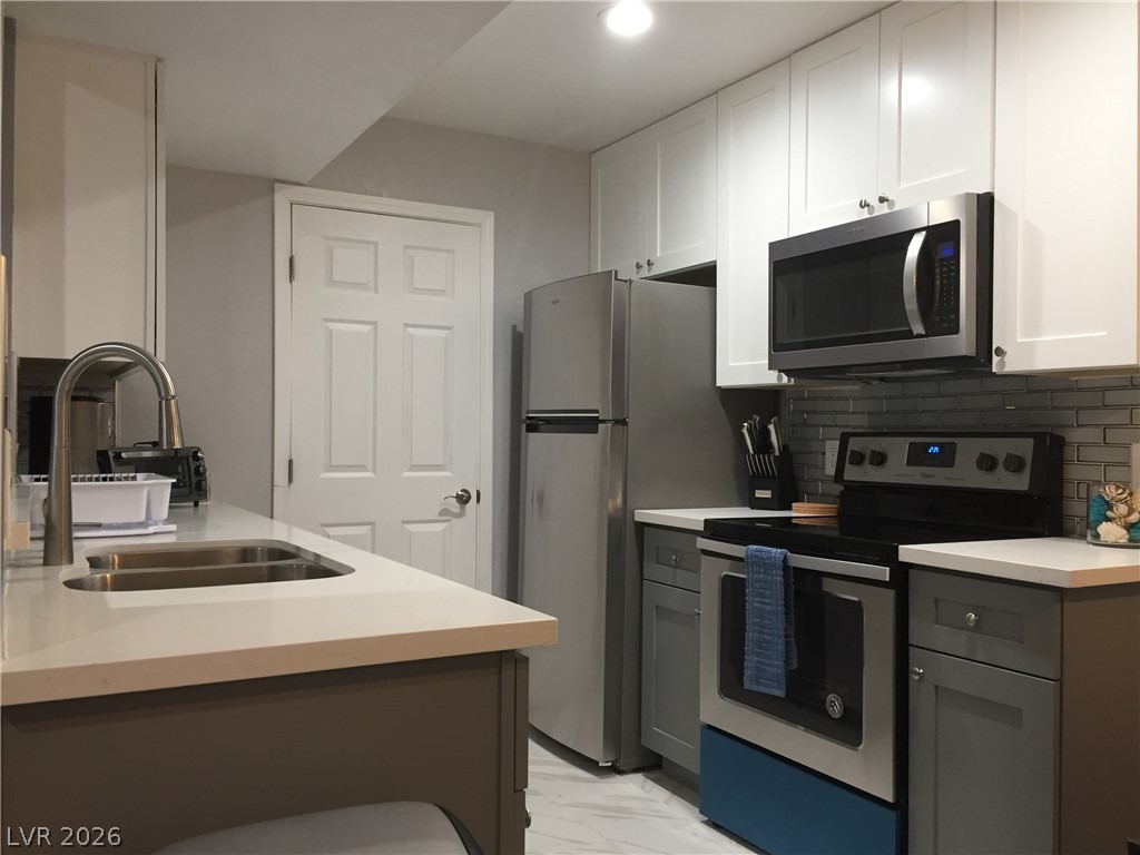 Mission Laguna Ln, Las Vegas, NV 89107 #1