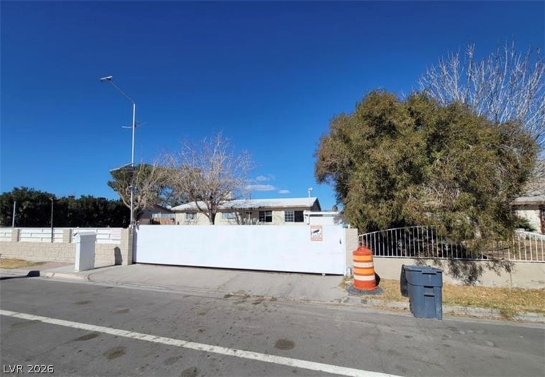 Monroe Ave, Las Vegas, NV 89110 #1