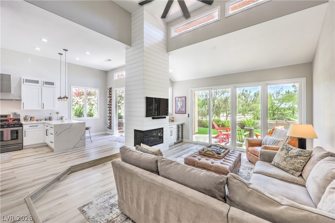 Round Hills Cir, Las Vegas, NV 89113