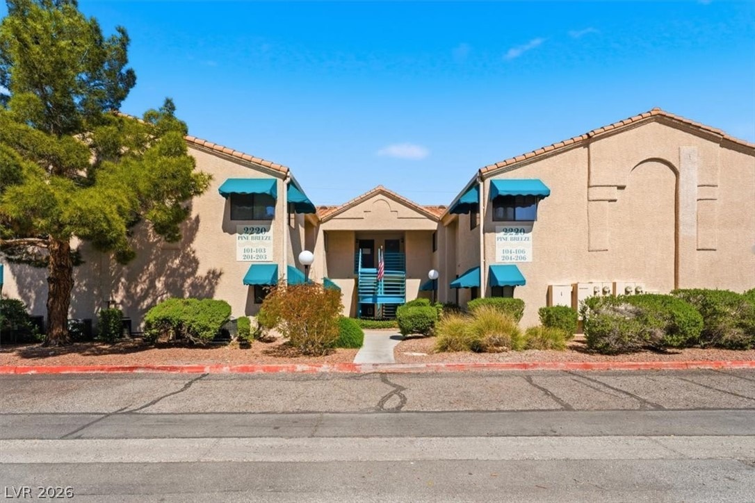 Pine Breeze Ln, Las Vegas, NV 89119