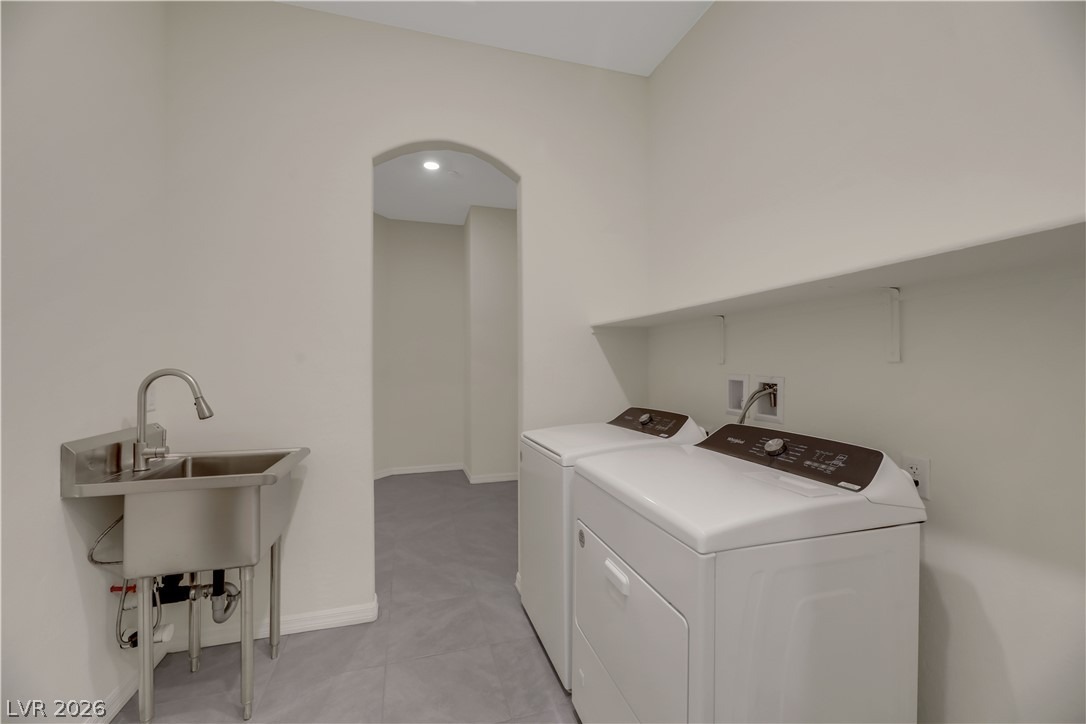 Desert Juniper Ln, Henderson, NV 89011