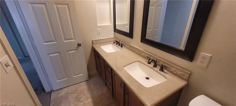Whisper Lake Ave, Las Vegas, NV 89131