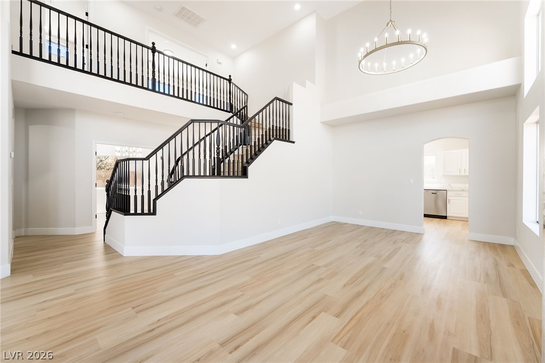 Silver Knoll Ave, Las Vegas, NV 89123