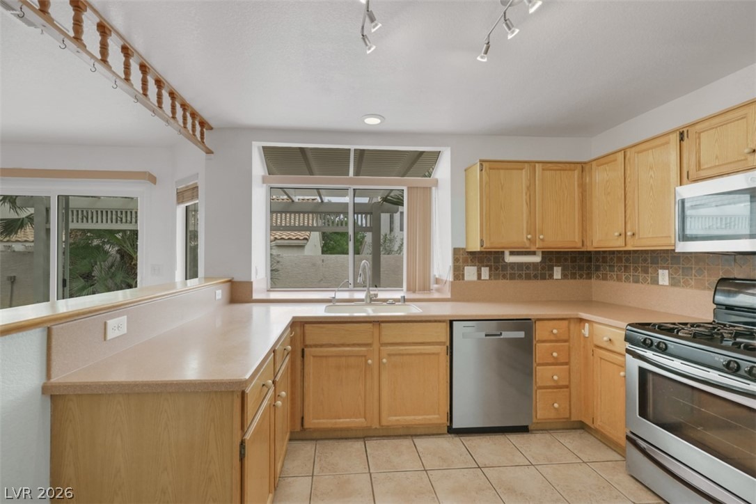 Rolling Ridge Ln, Las Vegas, NV 89134 #1