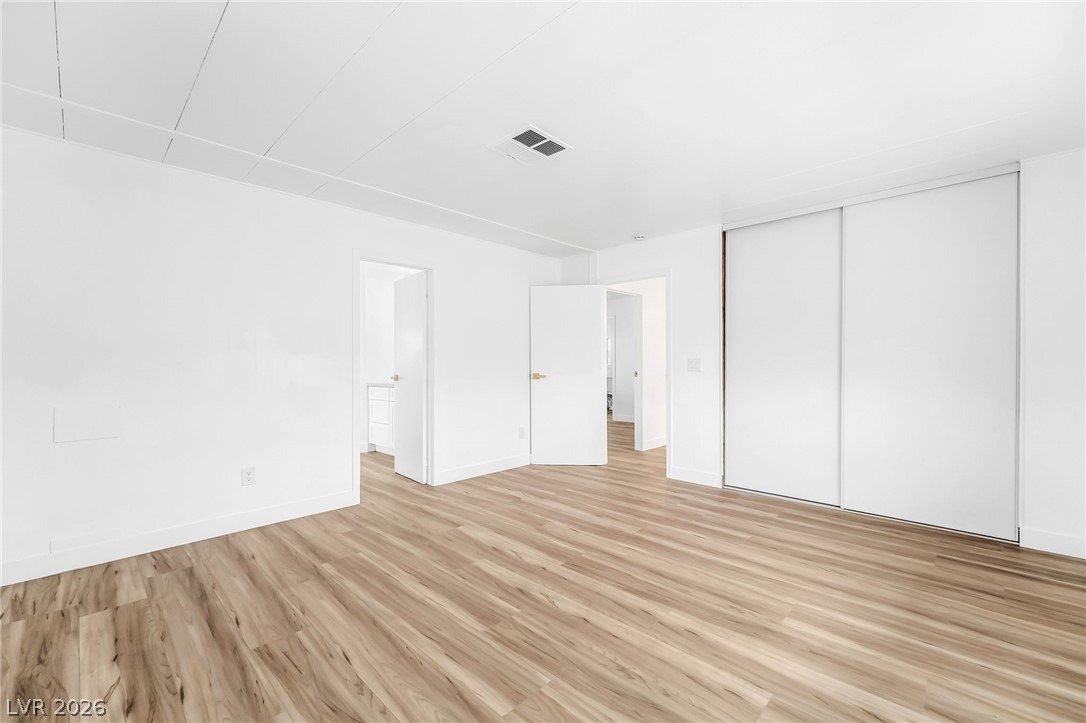 Royal Ridge Way, Las Vegas, NV 89103