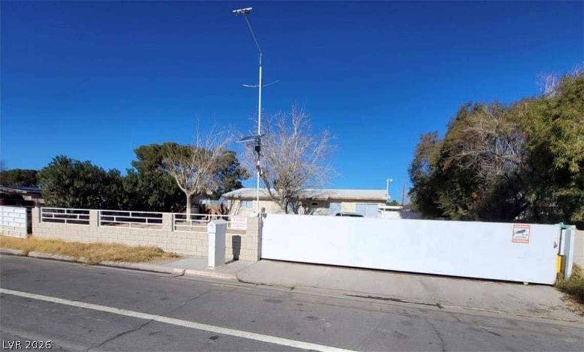 Monroe Ave, Las Vegas, NV 89110