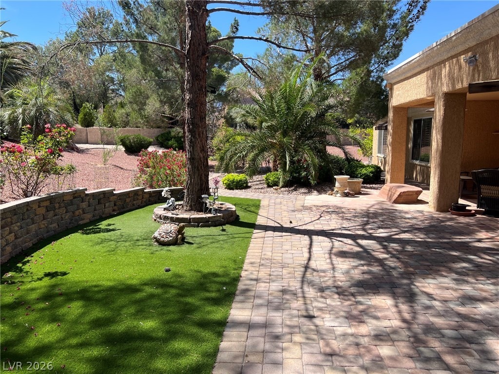 Firebird Dr, Las Vegas, NV 89134