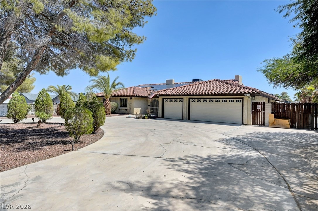 Obannon Dr, Las Vegas, NV 89117 #1