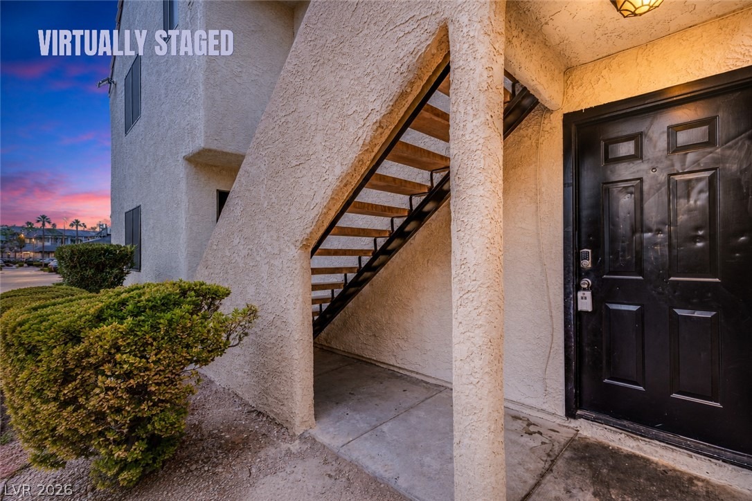 Newport Cove Dr, Las Vegas, NV 89119