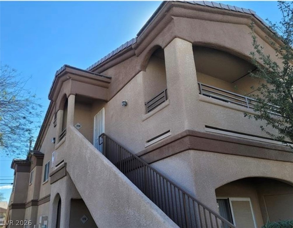 Hacienda Ave, Las Vegas, NV 89122 #1