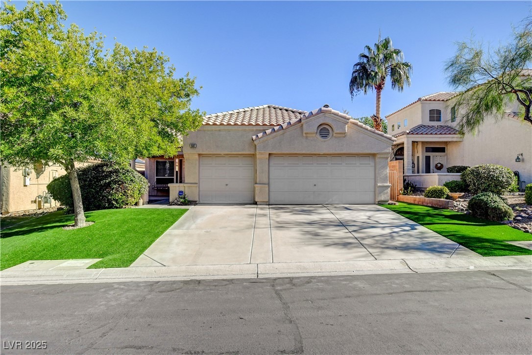 Camino Summit Ave, Henderson, NV 89012