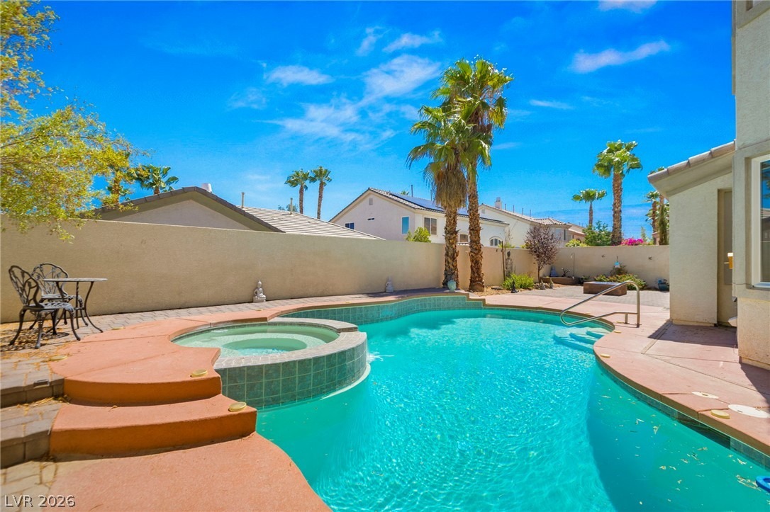 Tamarron Cliffs St, Las Vegas, NV 89148