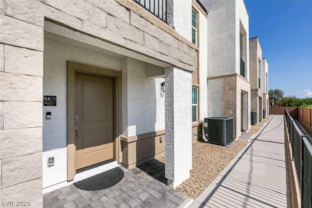 Beguiling Falls St, Las Vegas, NV 89148 #1
