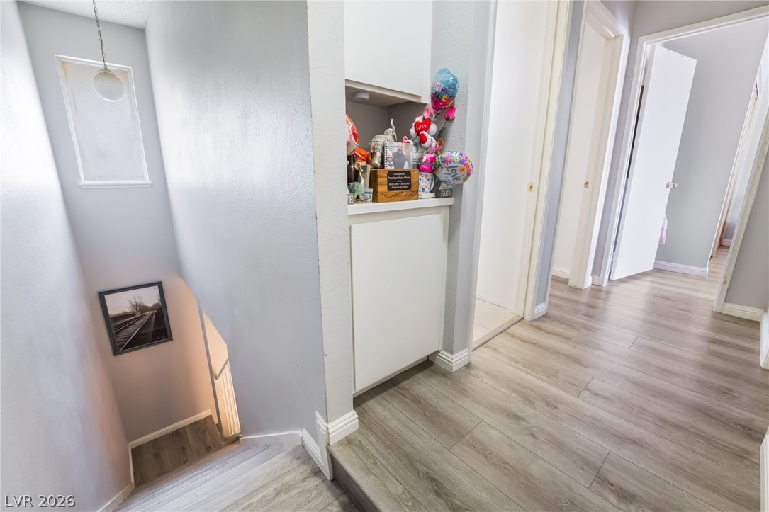 Meadowgrass Ln, Las Vegas, NV 89103