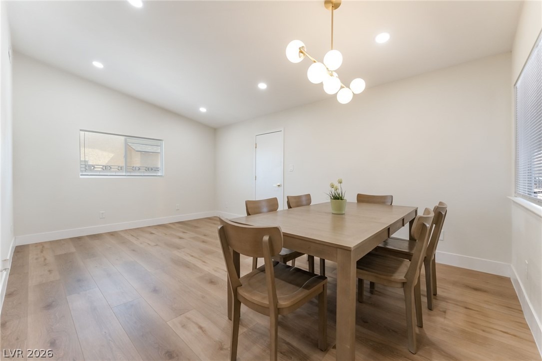 Wyoming Ave, Las Vegas, NV 89104