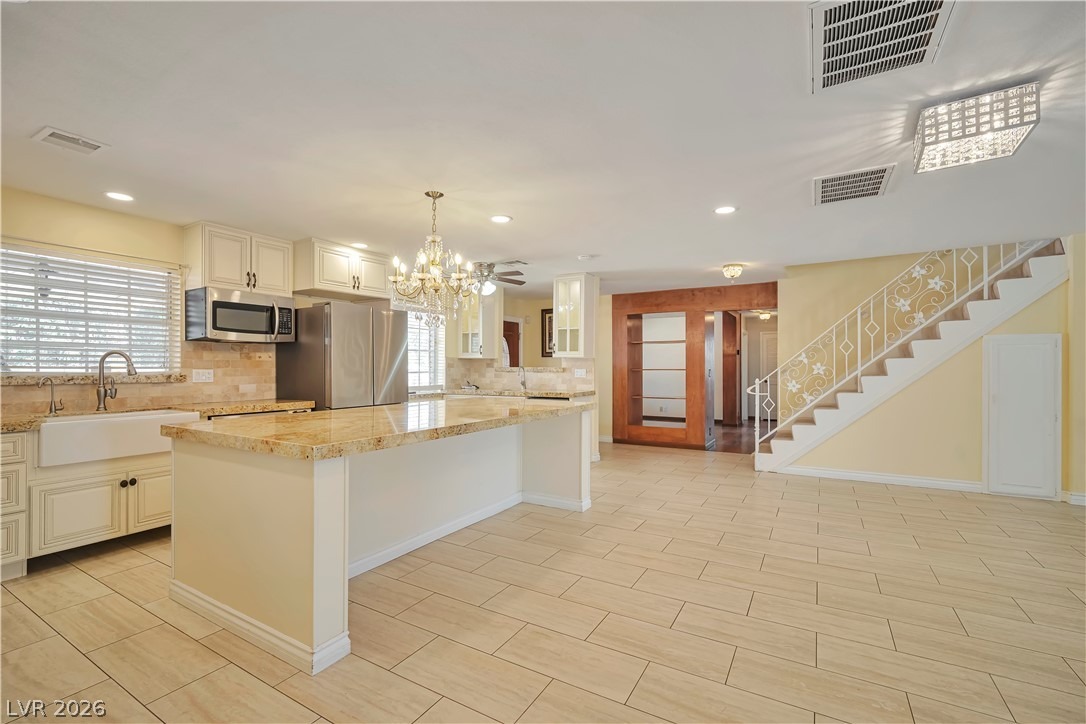 Maulding Ave, Las Vegas, NV 89139 #1