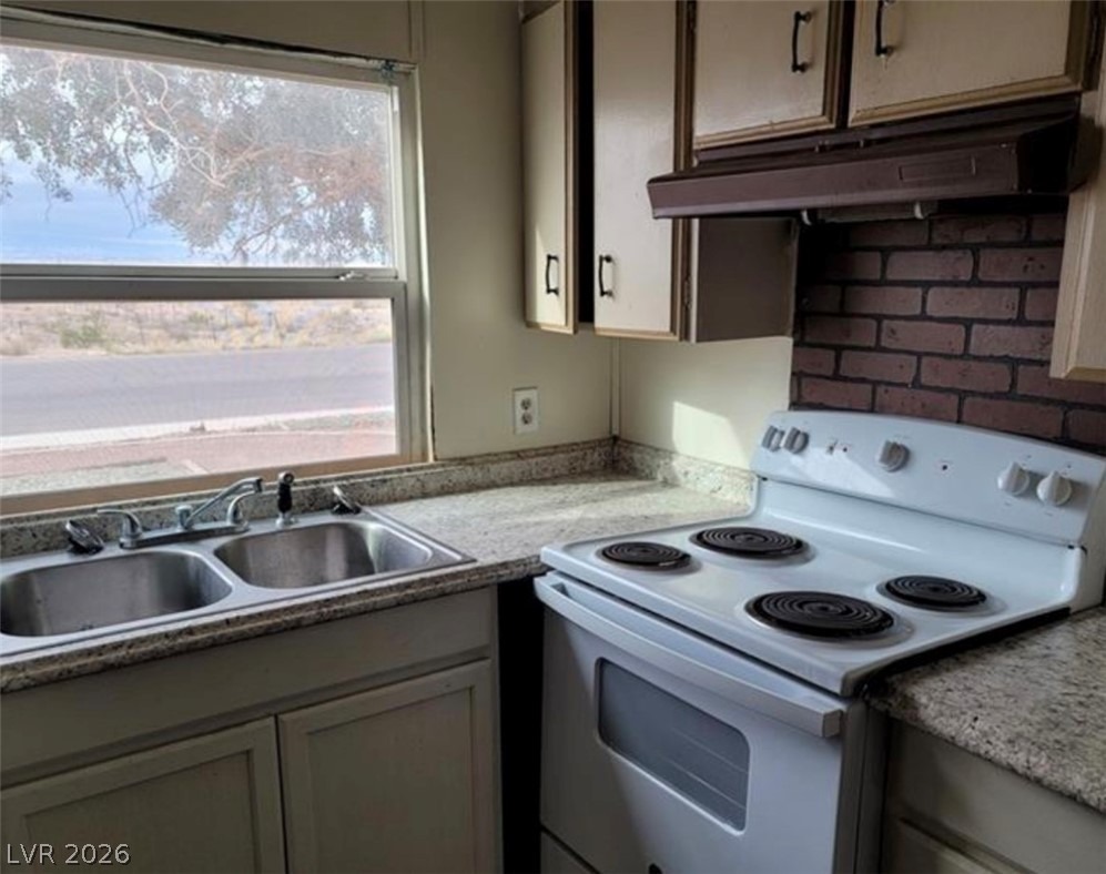 Pawnee Ln, Henderson, NV 89015 #1