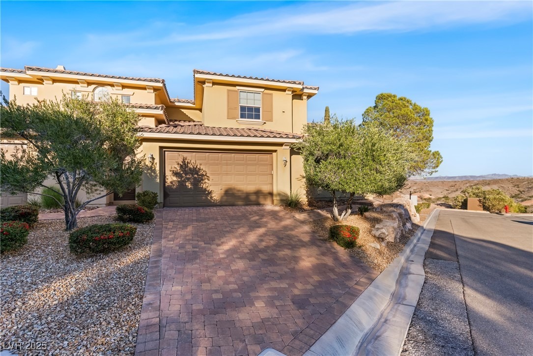 Via Mantova , Henderson, NV 89011
