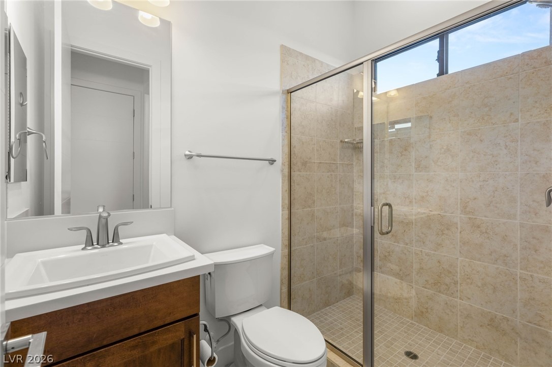 Gemstar Ln, Las Vegas, NV 89135