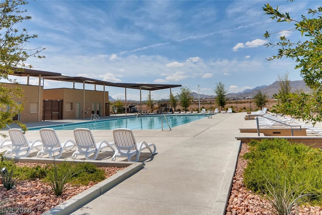 Scarlet Sparrow St, Henderson, NV 89011